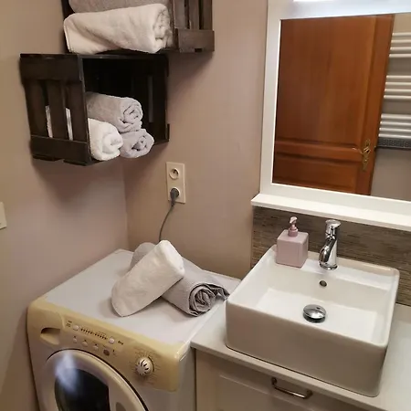 2 Pièces Proche Centre